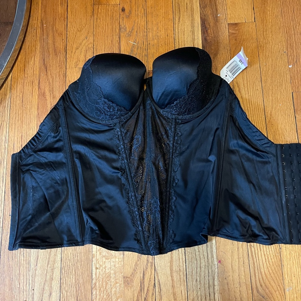 New corset 34D